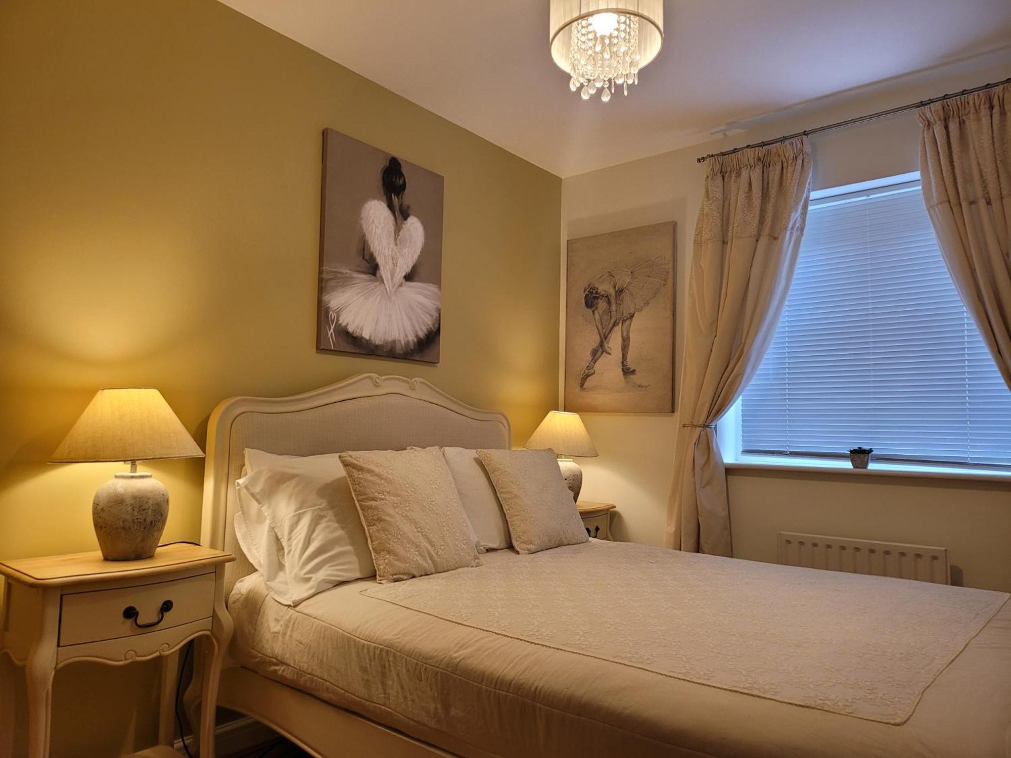 לונדון Three Bedroom Apartment By Beautiful Park מראה חיצוני תמונה