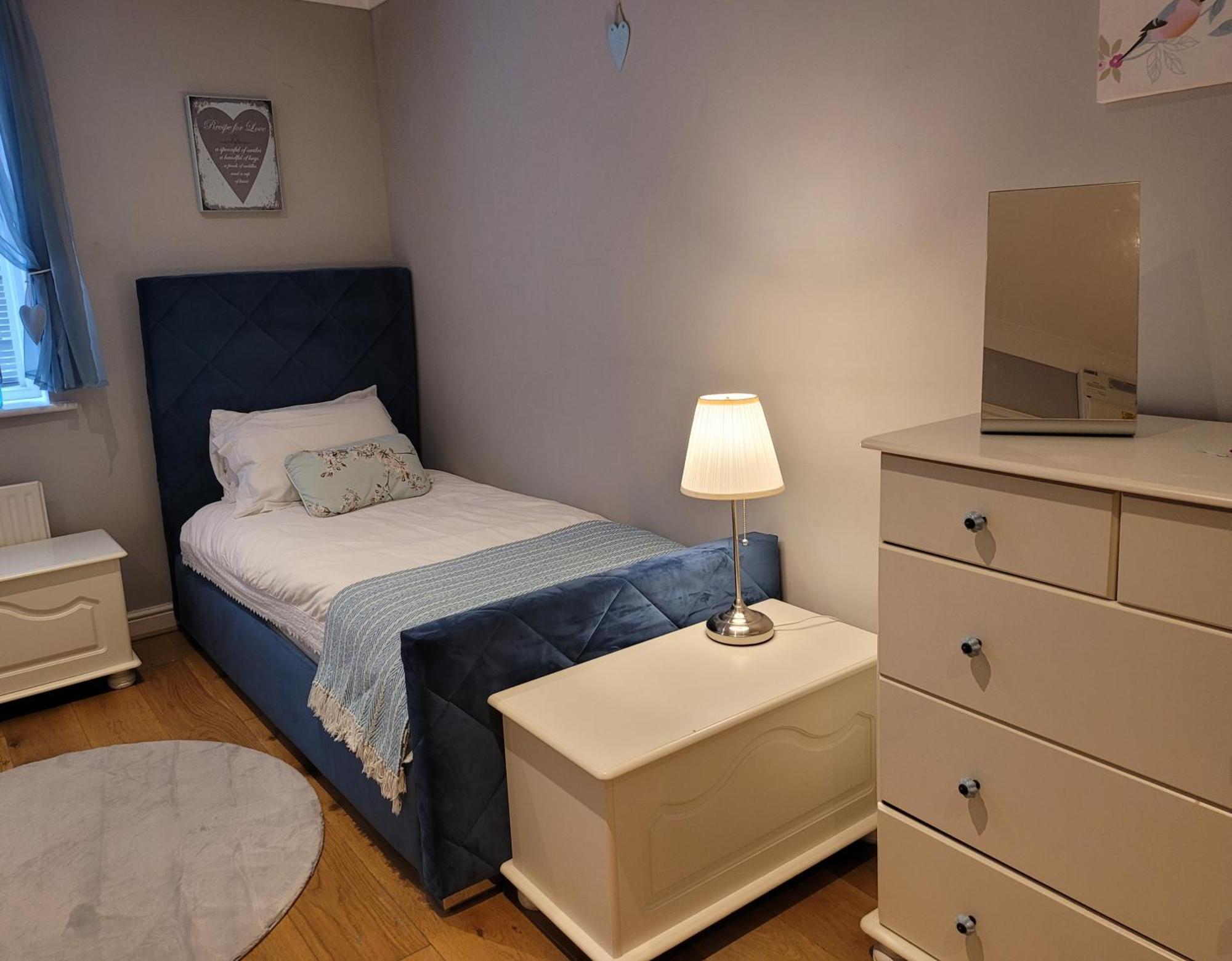 לונדון Three Bedroom Apartment By Beautiful Park מראה חיצוני תמונה
